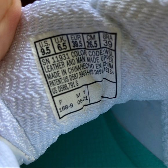 Skechers Memory Foam Sneakers 9.5 - Picture 6 of 9